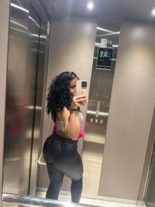 643687729: Chica busca chico en Almería