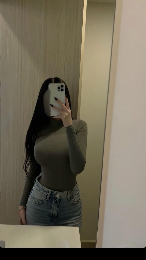 610744412: Chica busca chico en Alicante