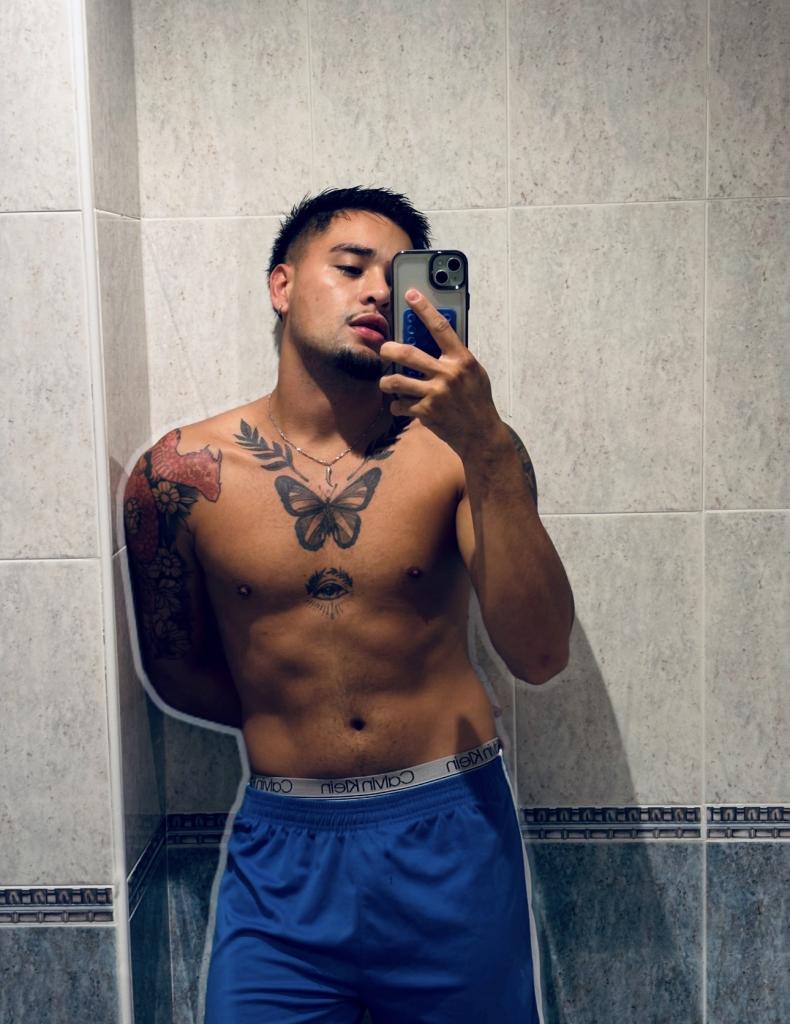 Chico busca chica en Sevilla: 