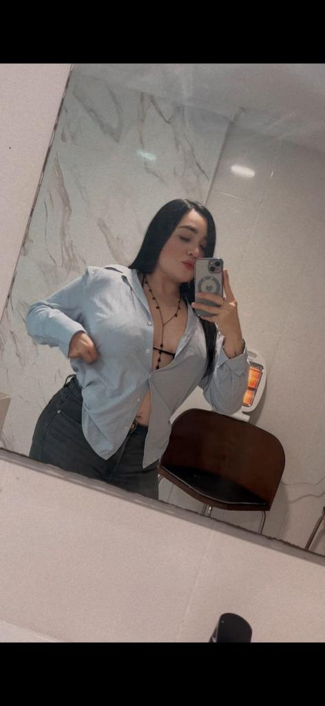 614718166: Chica busca chico en Valencia