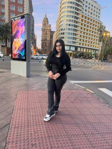 645686544: Chica busca chico en Cádiz