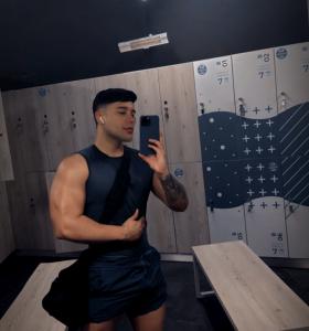 663780321: Chico busca chica en Granada