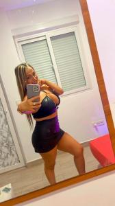 631306290: Chica busca chico en Barcelona