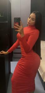 610771474: Chica busca chico en Málaga