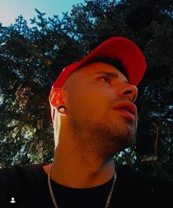 643155179: Chico busca chica en Toledo