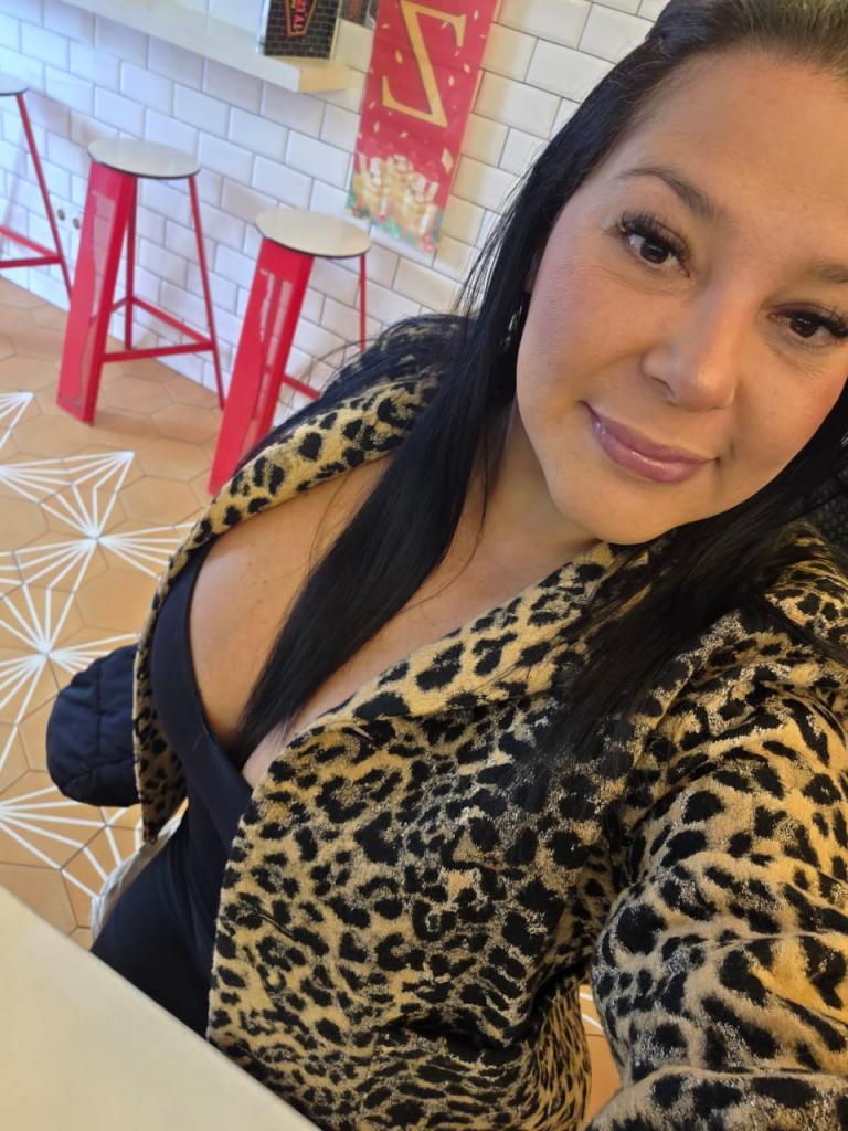 Chica busca chico en Alicante: 