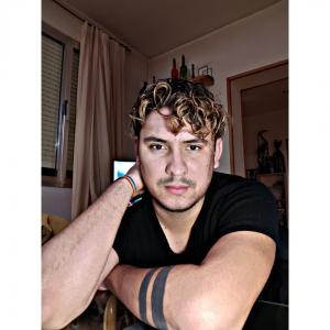 615668731: Chico busca chica en Madrid