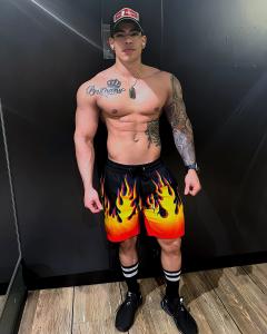 692933691: Chico busca chica en Madrid