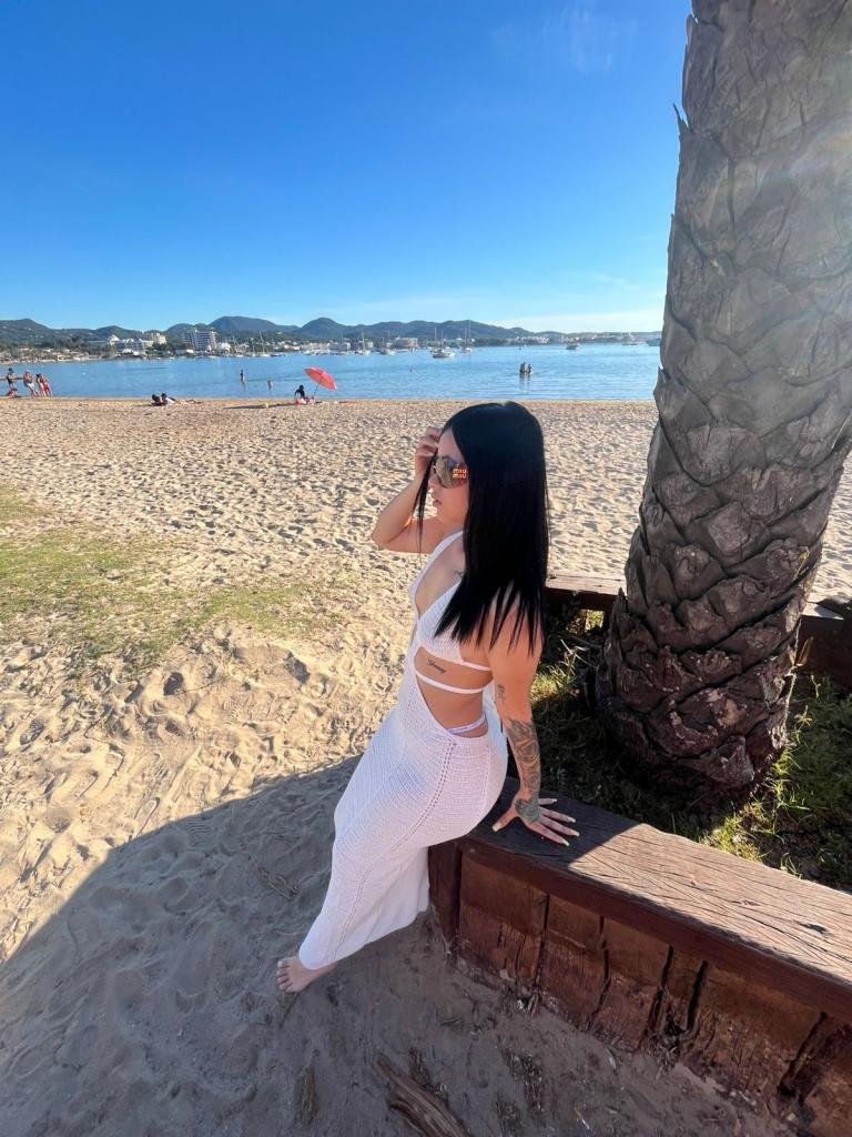 611314922: Chica busca chico en Ibiza
