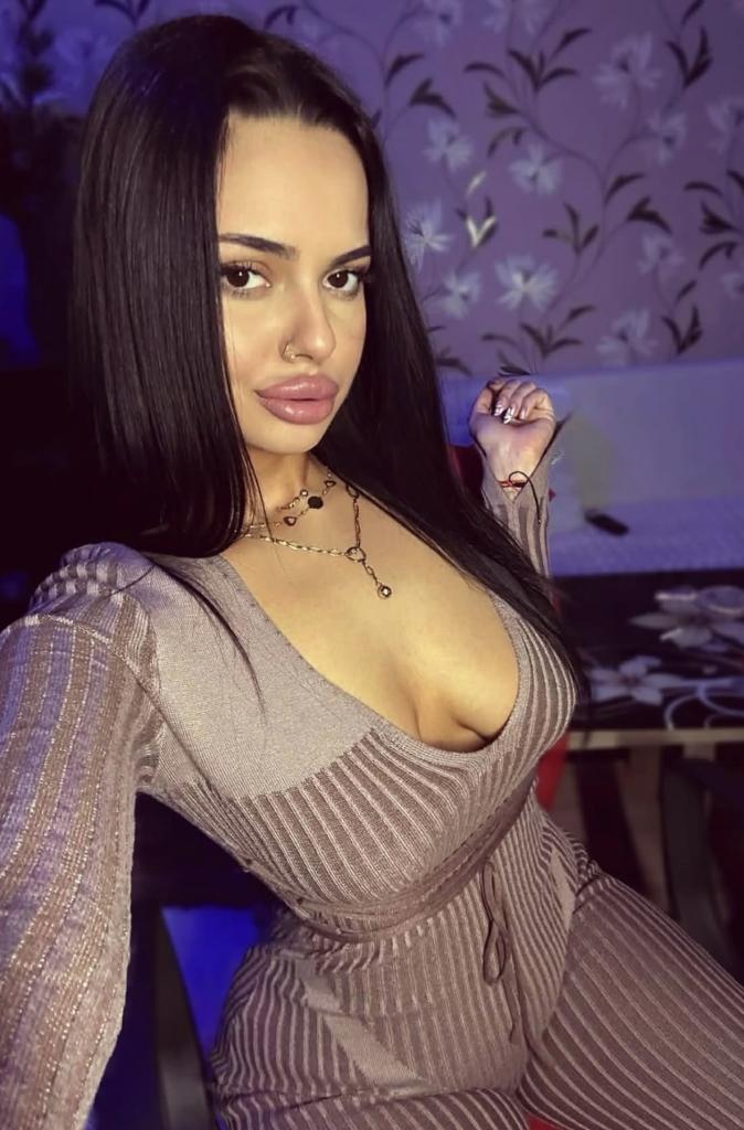 611241316: Chica busca chico en Málaga