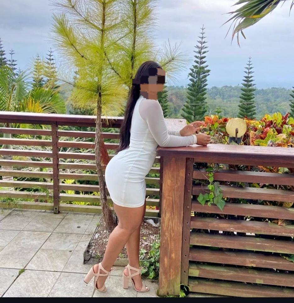 Chica busca chico en Almería: 