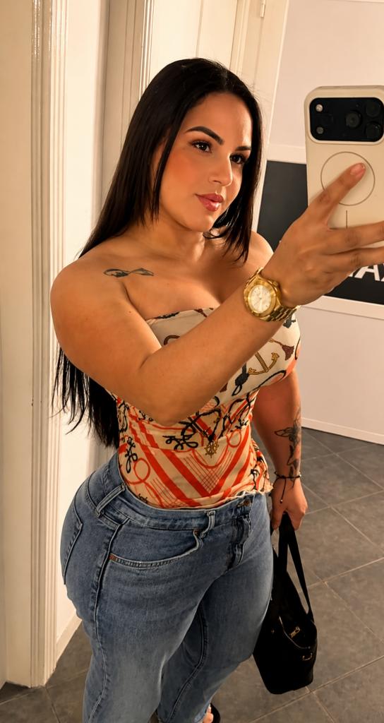 627558028: Chica busca chico en Pontevedra