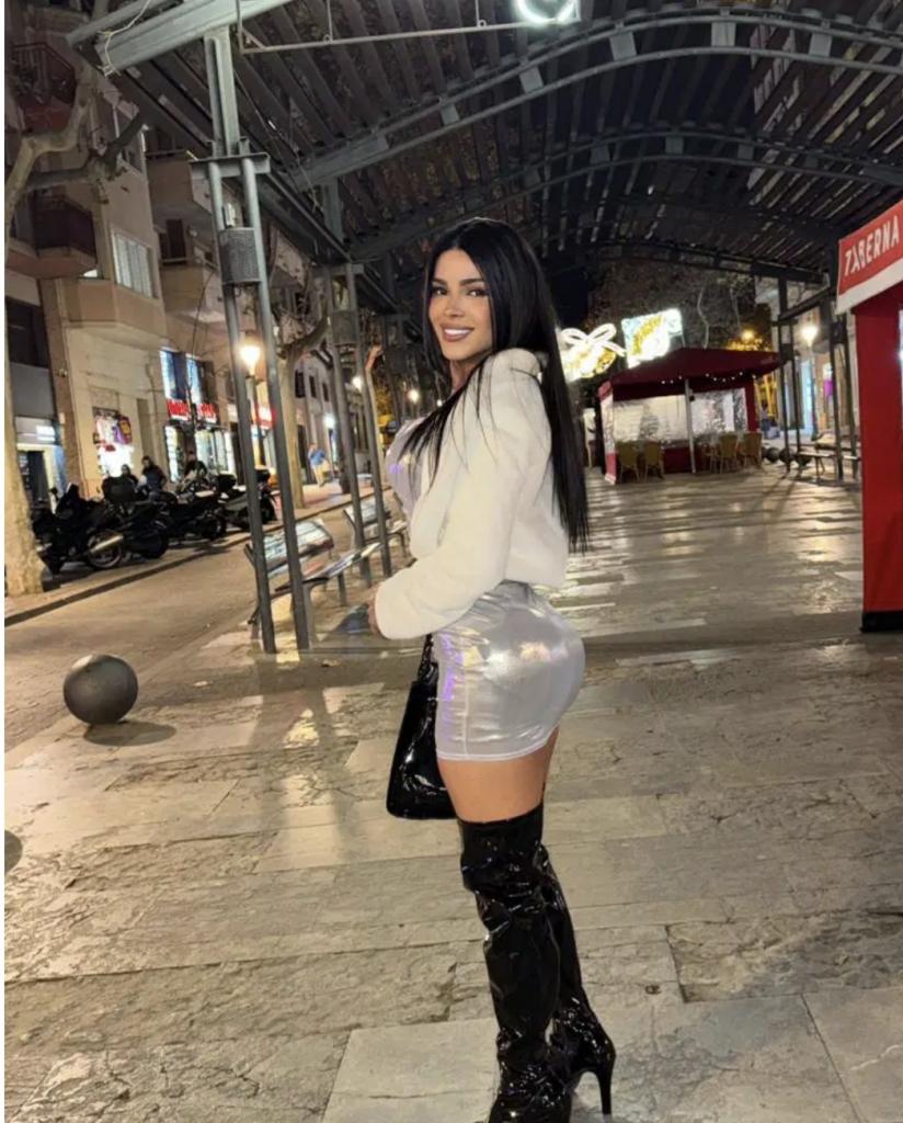 604205807: Travesti en Barcelona
