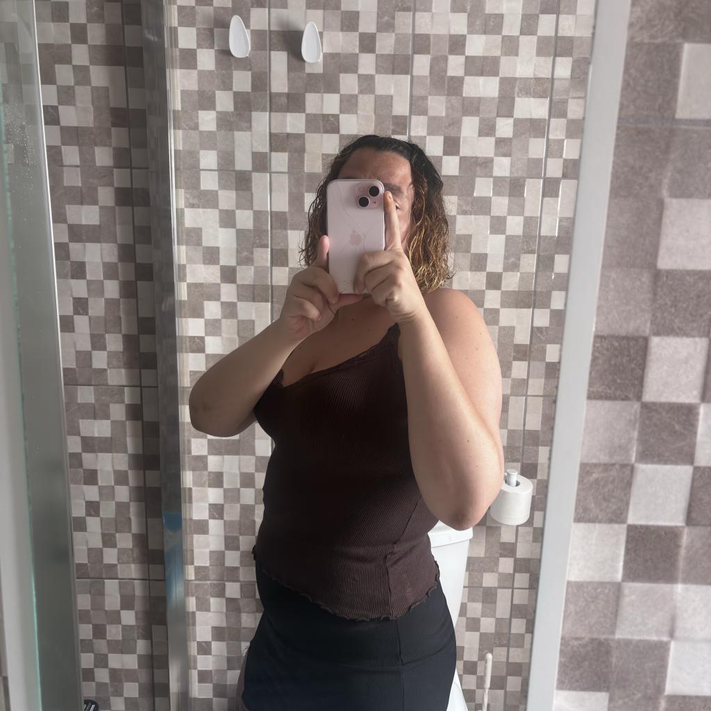 613531810: Chica busca chico en Tenerife
