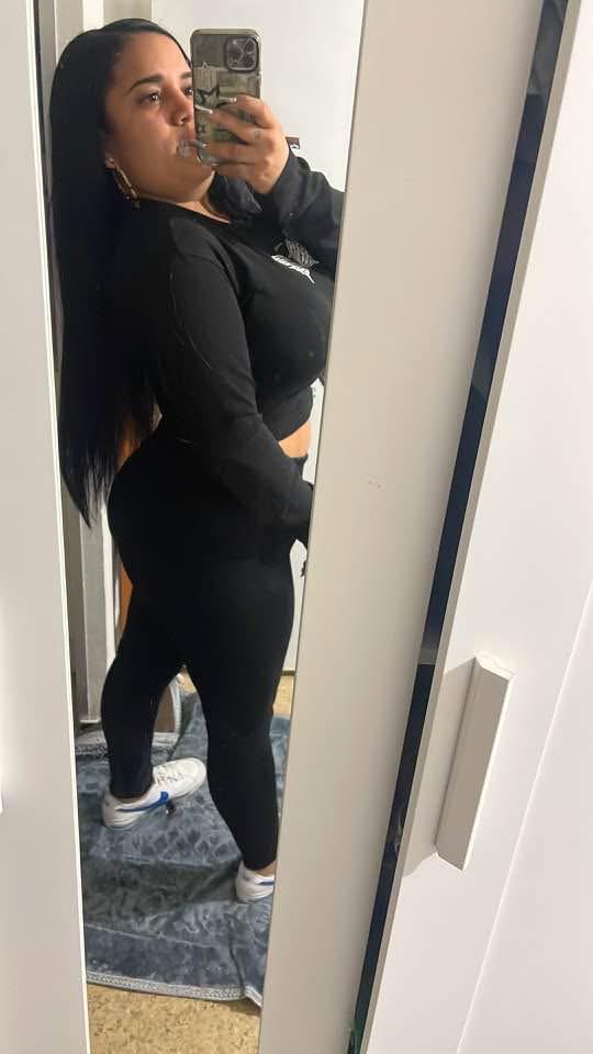 662938023: Chica busca chico en Barcelona