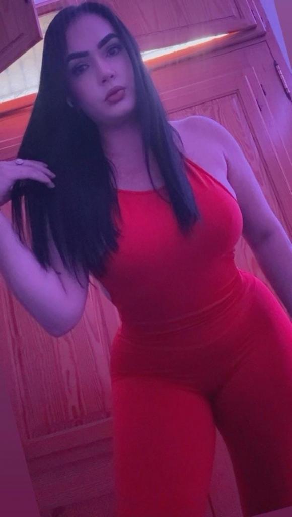 Chica busca chico en Valencia: Chica busca chico