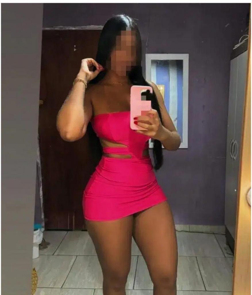 Chica busca chico en La Coruña: 