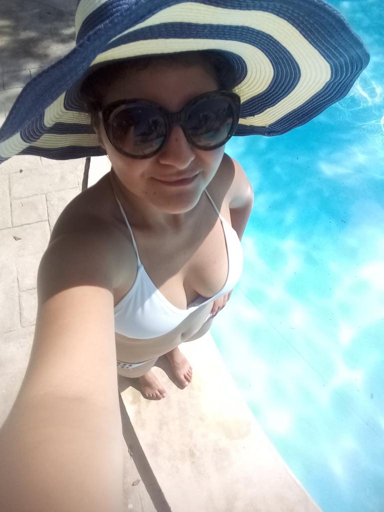 689792974: Chica busca chico en Almería
