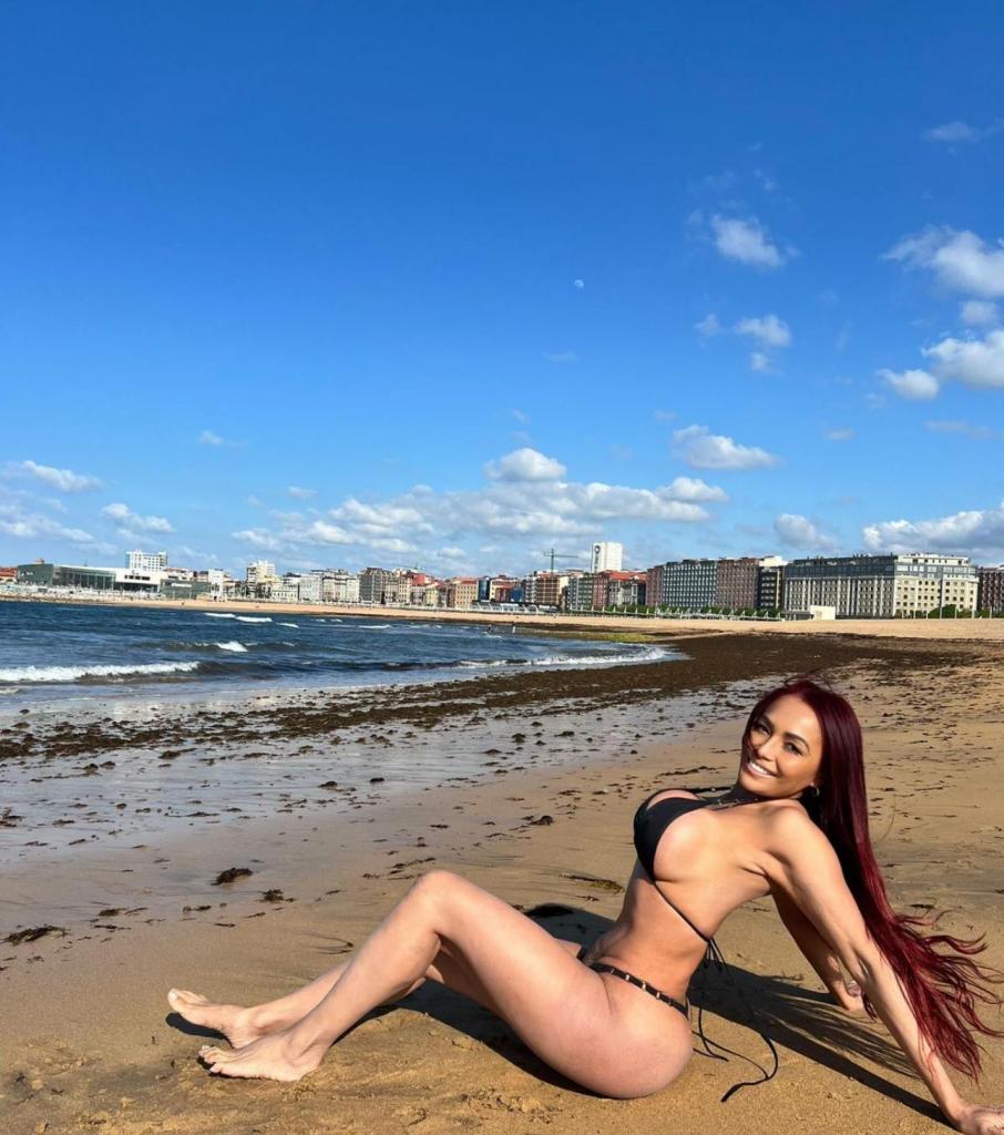 Chica busca chico en Asturias: 