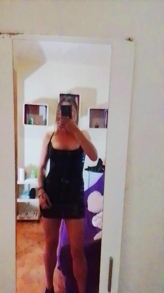 Chica busca chico en Granada: 