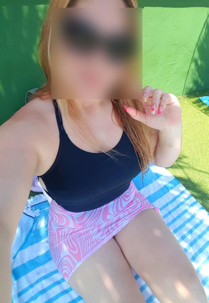 Chica busca chico en Almería: 
