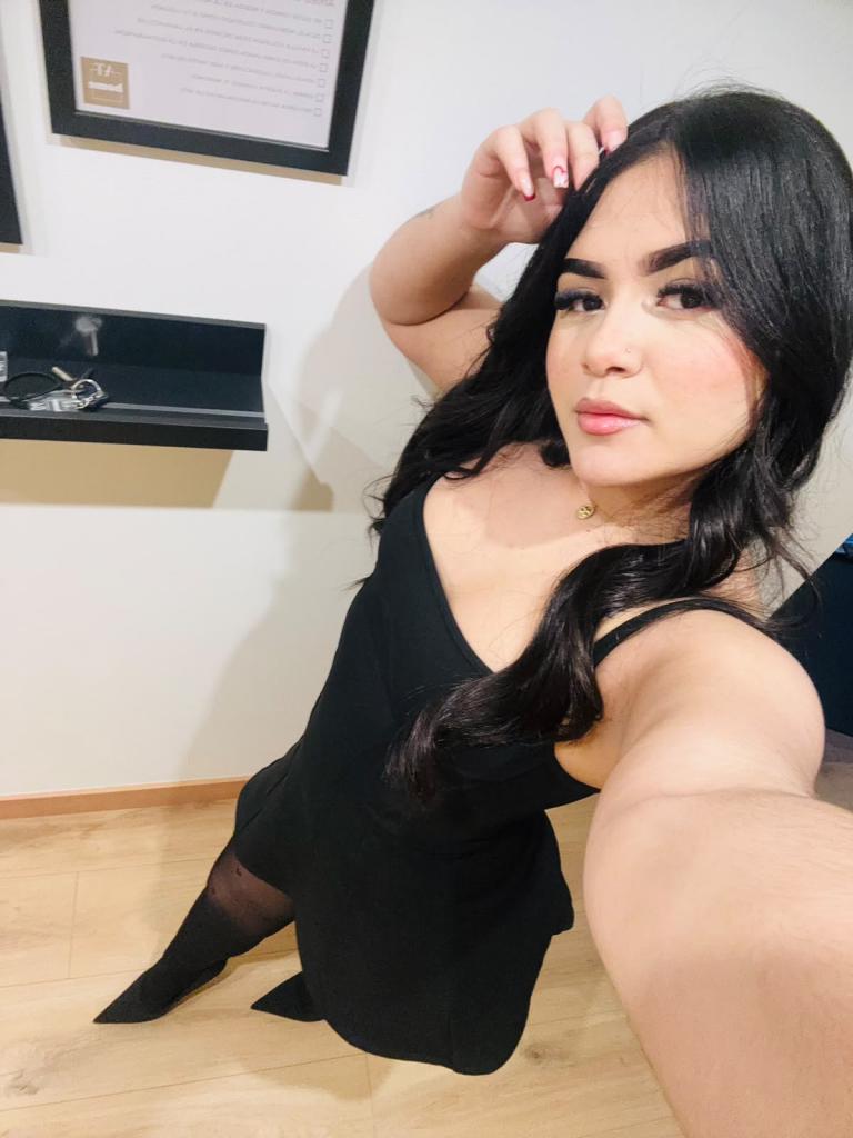 Chica busca chico en Tenerife: 