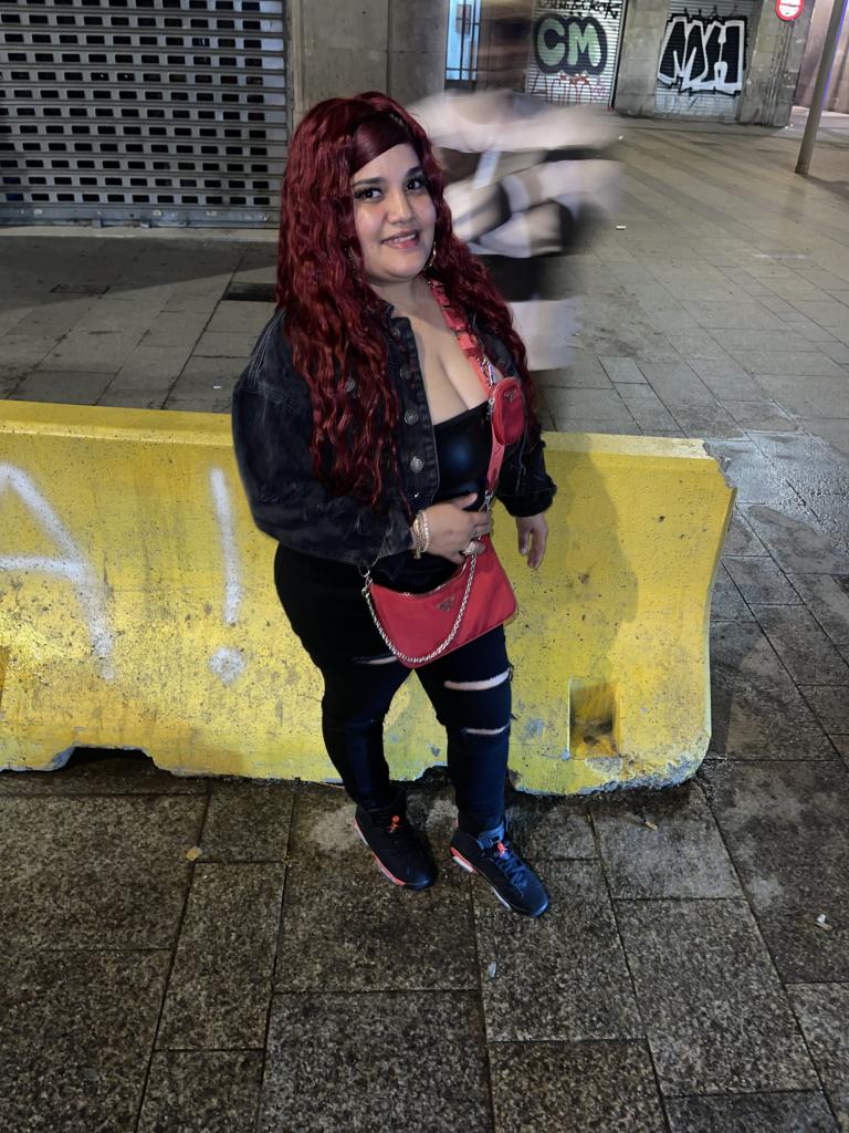662938023: Chica busca chico en Barcelona
