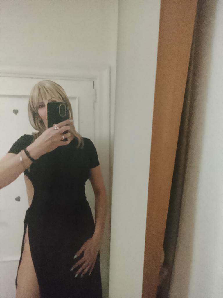 Chica busca chico en Granada: 