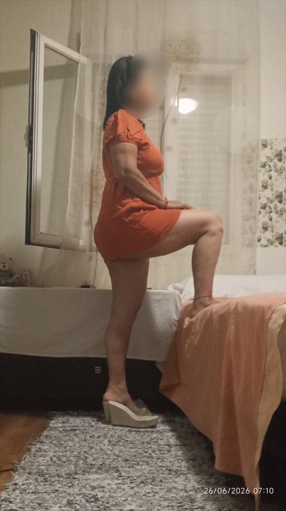 670217687: Chica busca chico en Madrid