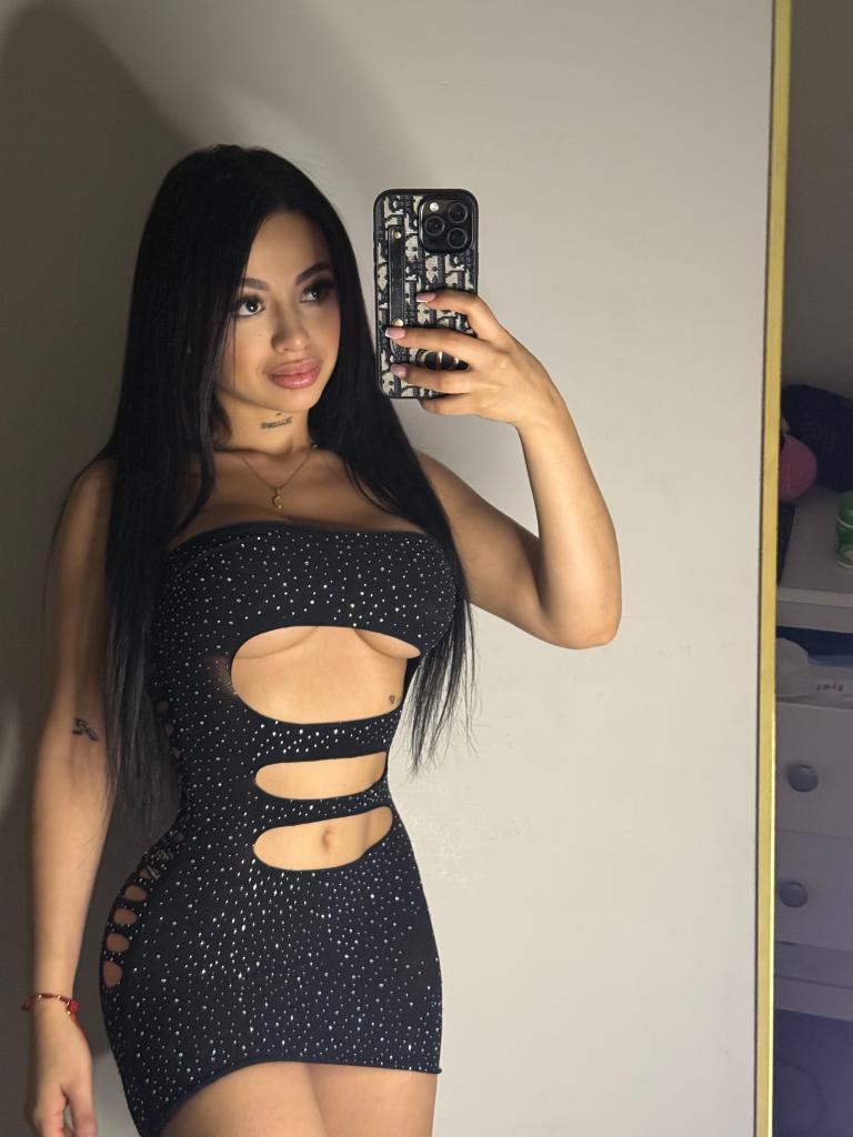 Chica busca chico en Cádiz: 