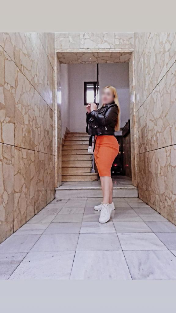 Chica busca chico en Almería: 