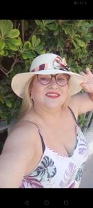672988631: Chica busca chico en Mallorca