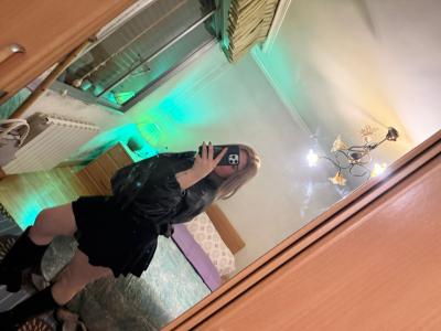 604230270: Chica busca chico en Pontevedra