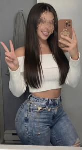 635818203: Chica busca chico en Navarra