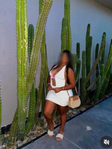 613737441: Chica busca chico en Madrid