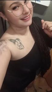 663073899: Chica busca chico en Málaga