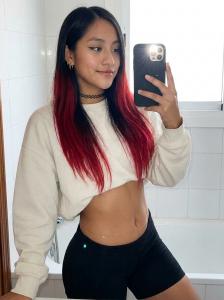 694290365: Chica busca chico en Valencia