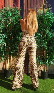 672874493: Chica busca chico en Barcelona