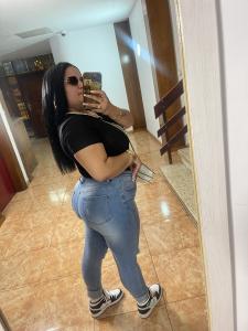 662938023: Chica busca chico en Barcelona