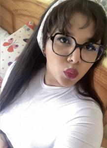 672824321: Chica busca chico en La Coruña
