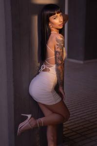 613582155: Chica busca chico en Alicante