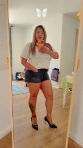 641373897: Chica busca chico en León
