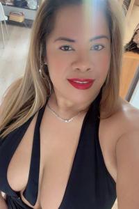 641373897: Chica busca chico en León