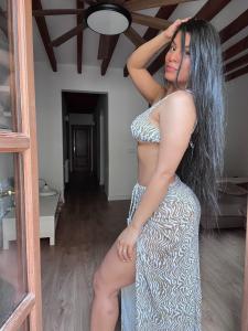 664569659: Chica busca chico en Mallorca