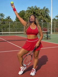 642715625: Chica busca chico en Alicante
