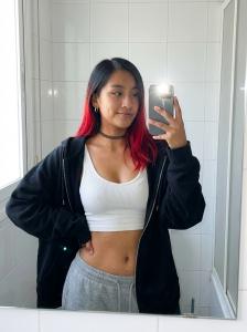 694290365: Chica busca chico en Valencia