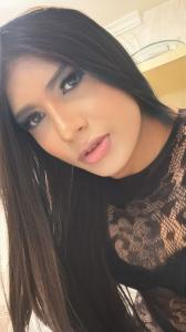 674035619: Transexual en León
