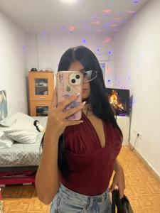 612478935: Chica busca chico en Jaén