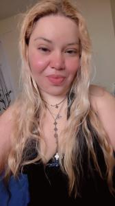 667496310: Chica busca chico en Barcelona