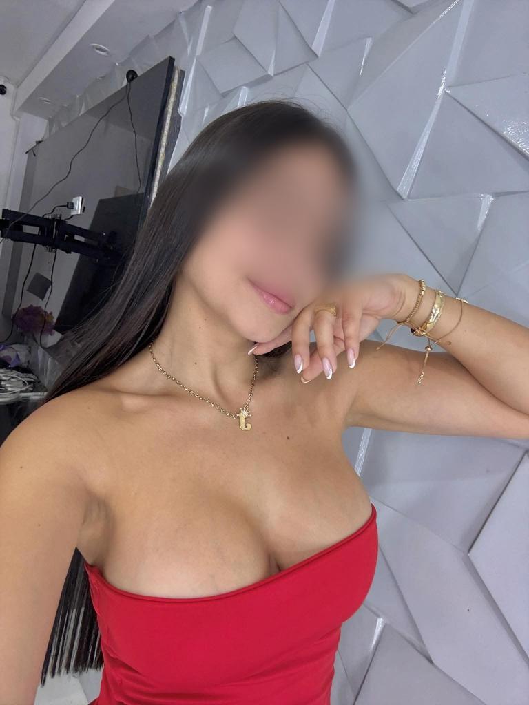 611263479: Chica busca chico en Alicante